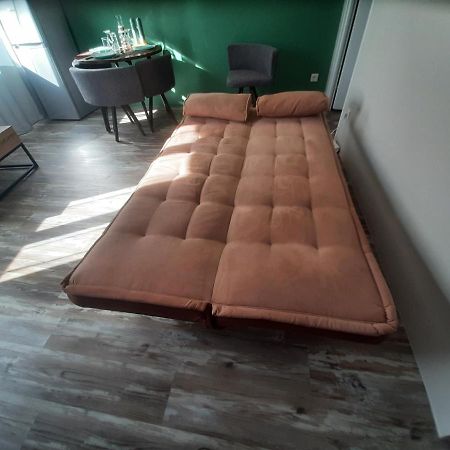 3 Apt T2 Cosy De 40 A 50 M2 Ideal Pour Un Deplacement Pro " Les Iris " Bourg-Saint-Andéol Buitenkant foto