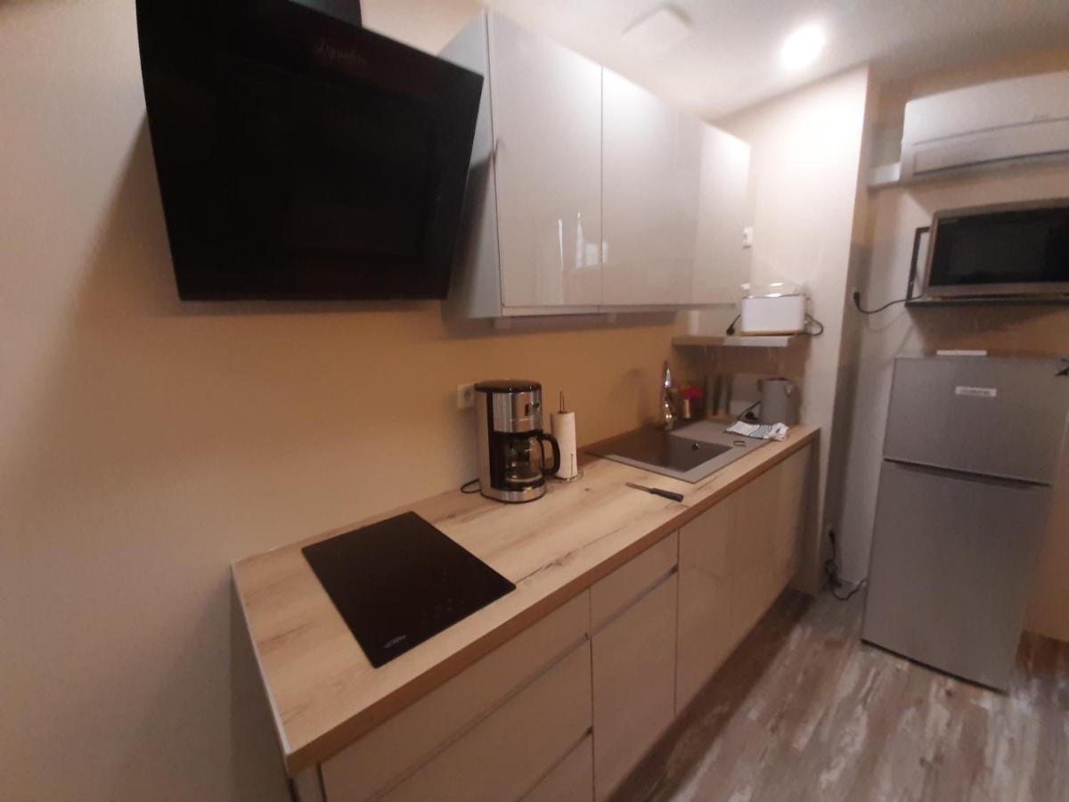 3 Apt T2 Cosy De 40 A 50 M2 Ideal Pour Un Deplacement Pro " Les Iris " Bourg-Saint-Andéol Buitenkant foto