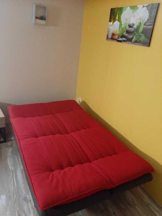 3 Apt T2 Cosy De 40 A 50 M2 Ideal Pour Un Deplacement Pro " Les Iris " Bourg-Saint-Andéol Buitenkant foto